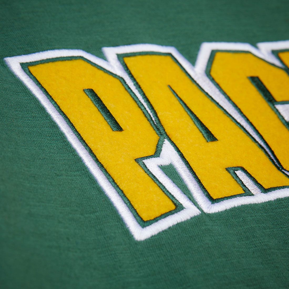 Packers Mitchell & Ness Throwback Legend T-Shirt 3 Packers Mitchell & Ness Throwback Legend T-Shirt