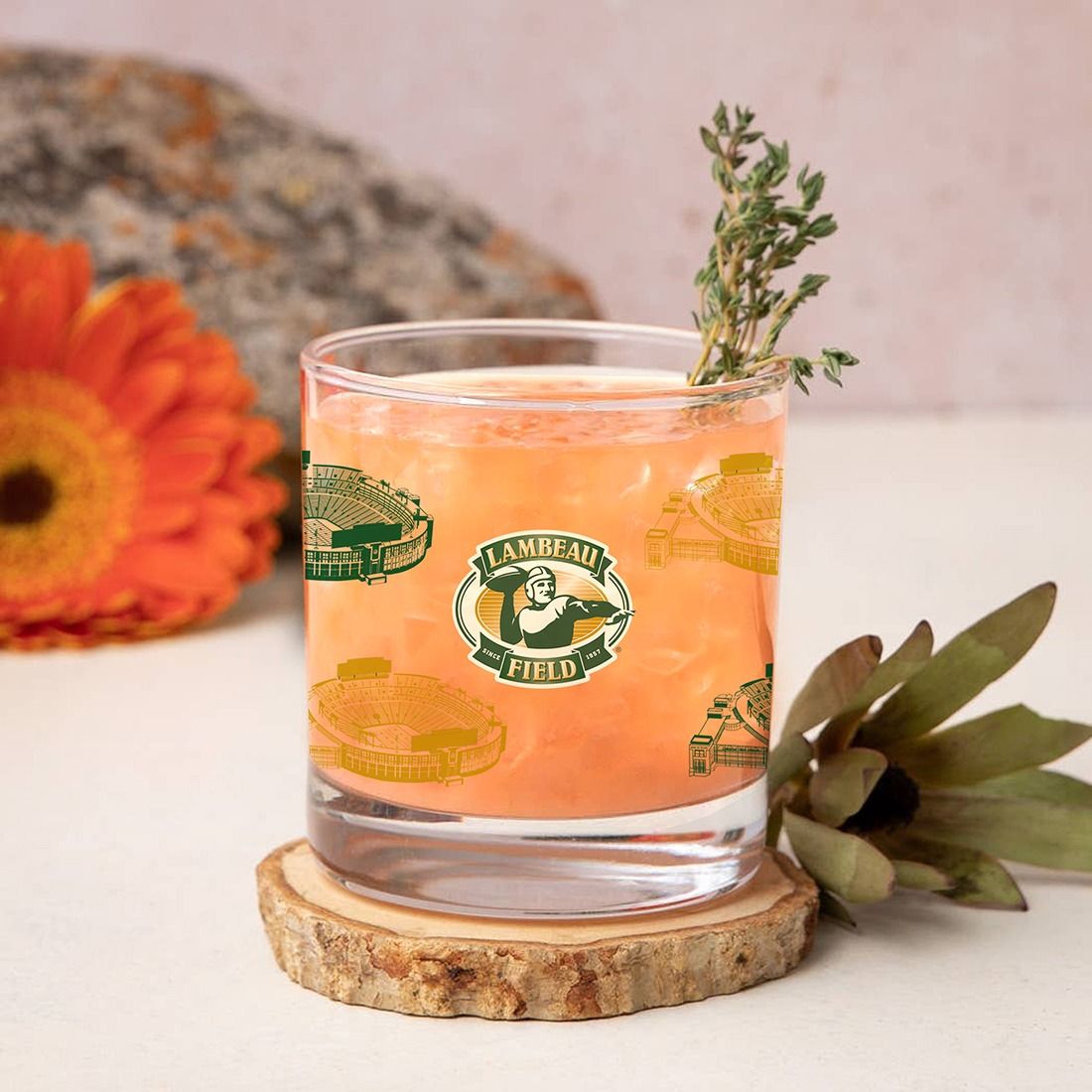 Lambeau Field Iconic Sketch Rocks Glass